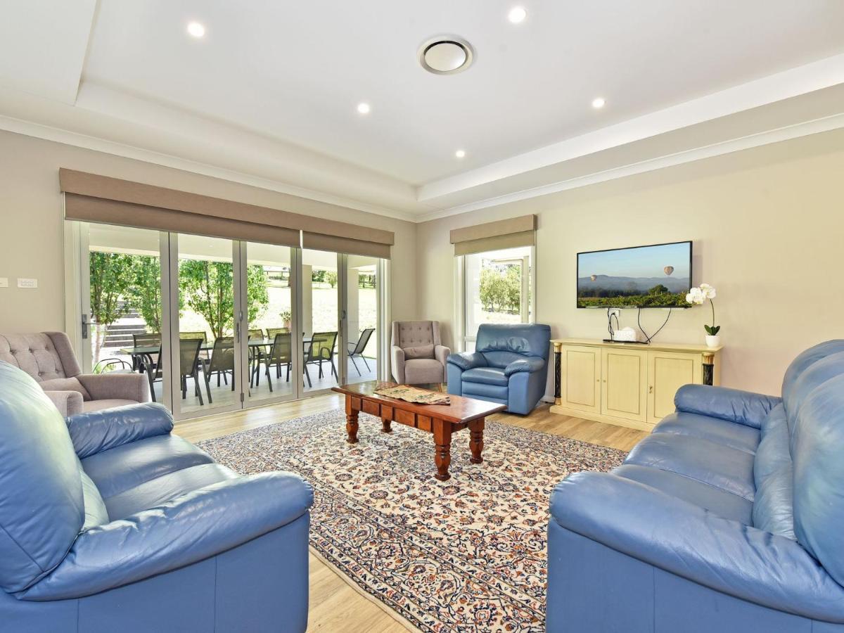 Peppertree Manor At The Vintage Villa Rothbury ภายนอก รูปภาพ